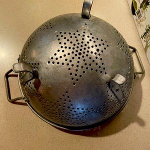 Collectors-rare Vintage Seven Star Colander